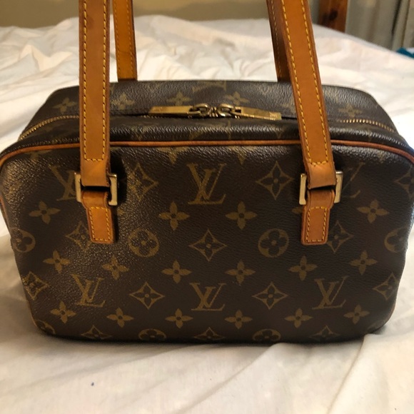 Louis Vuitton Cite mm - Picture 3 of 4